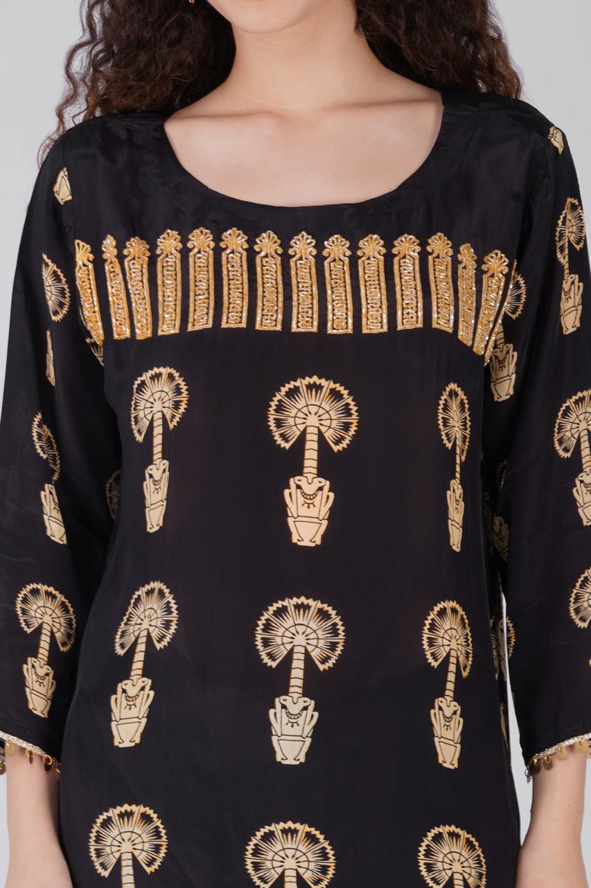 Palm Tunic Set features Gold Sequin