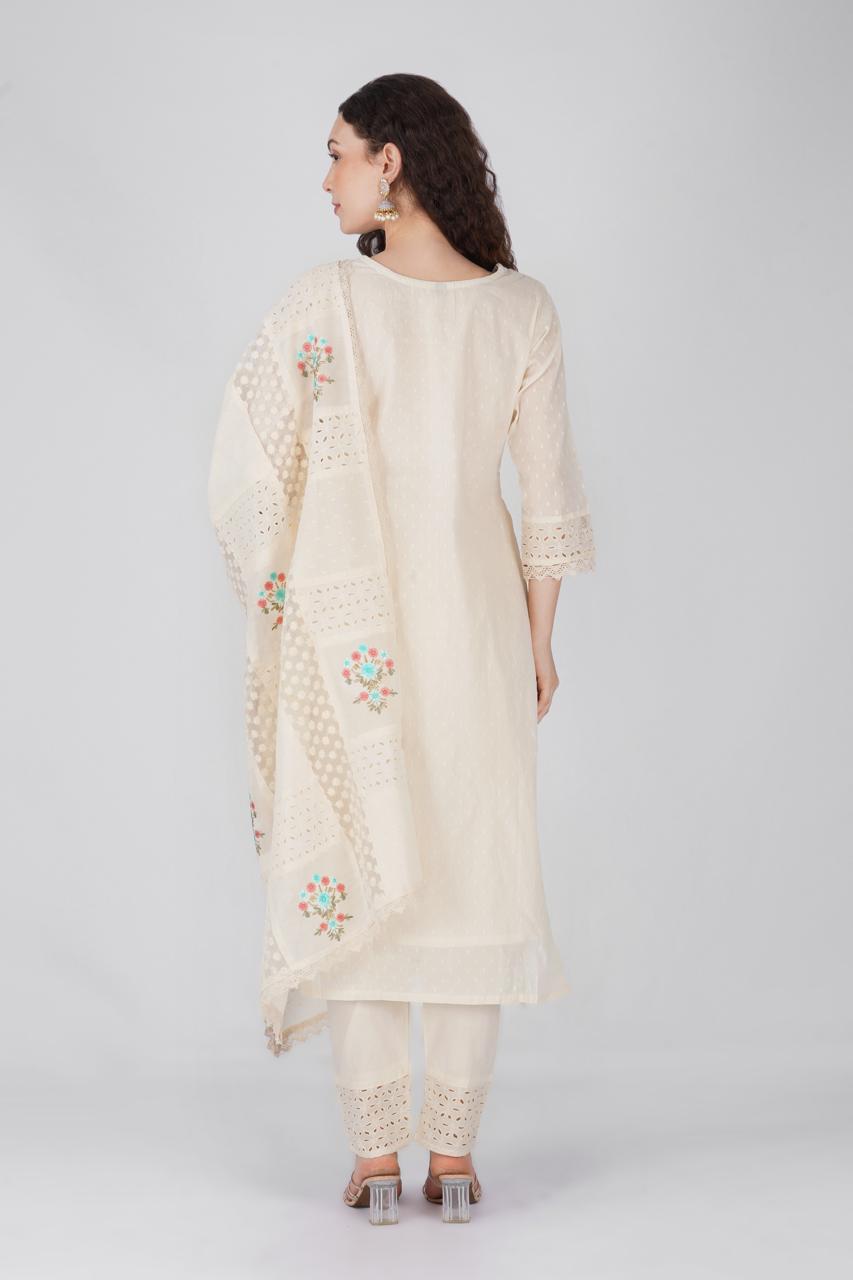 White Embrroidered Kurta Set