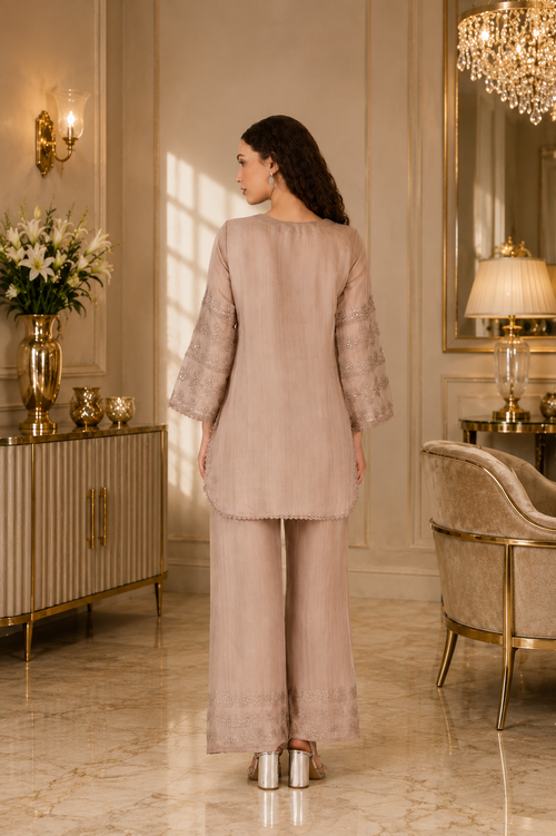 Beige Emroidered Kurta